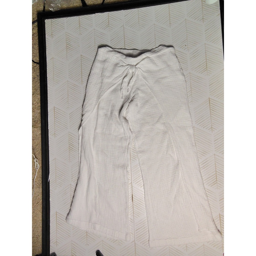 Wide Leg Textured Crop Pants - White